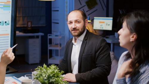 How Fractional Executives Boost Client Growth
